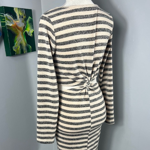 Anthropology’s.  Chrysanthemum Dress Sz. S - Picture 4 of 13